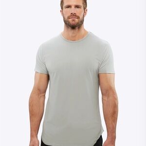 NWOT Cuts short sleeve tee